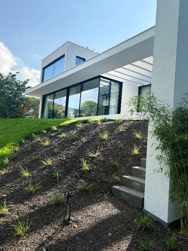 Fassadenarbeiten an den Balkonbereichen